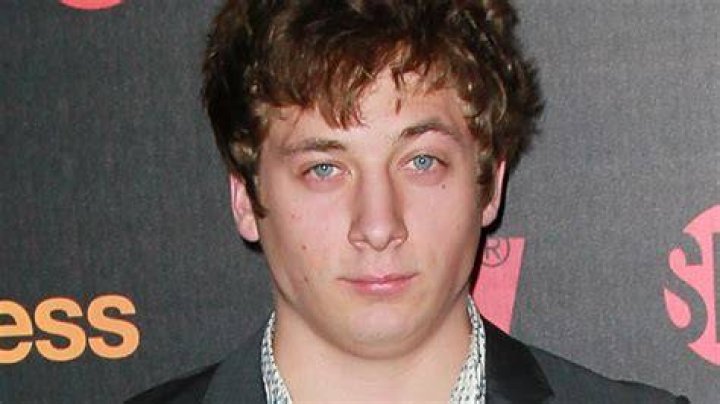 Jeremy Allen White: A Journey Through Back Surgery